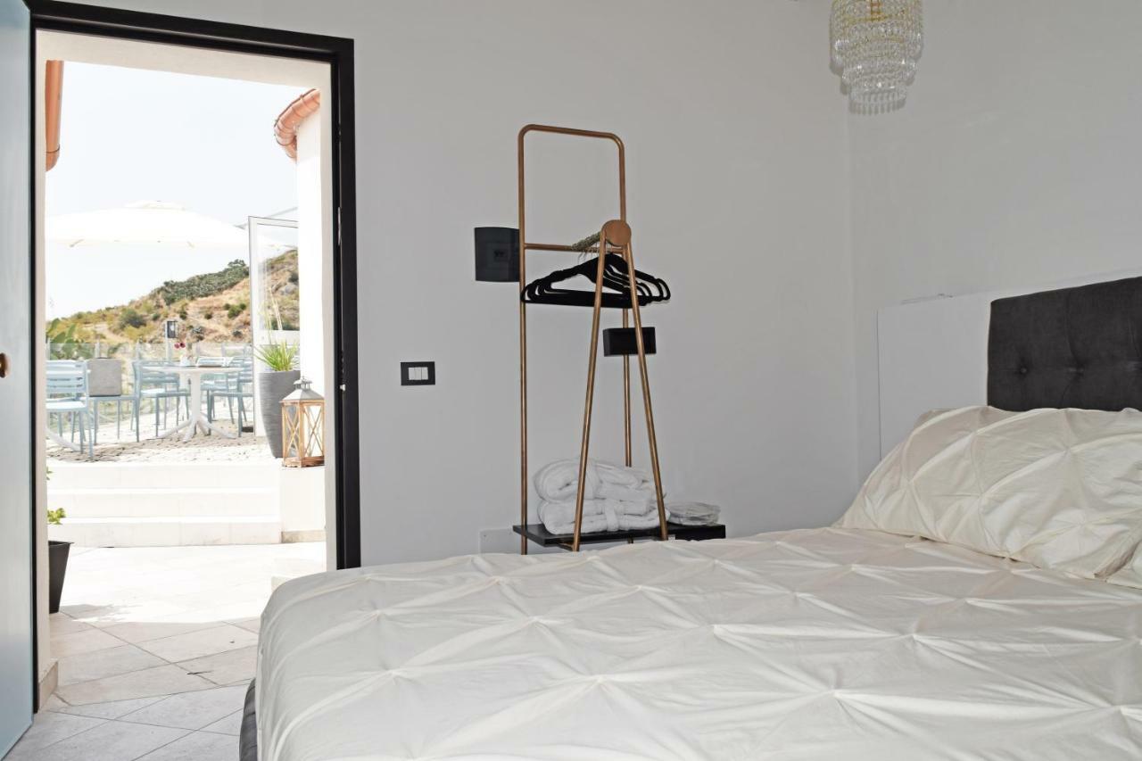 Antico Borgo Dei Templi Bed & Breakfast Agrigento Bagian luar foto