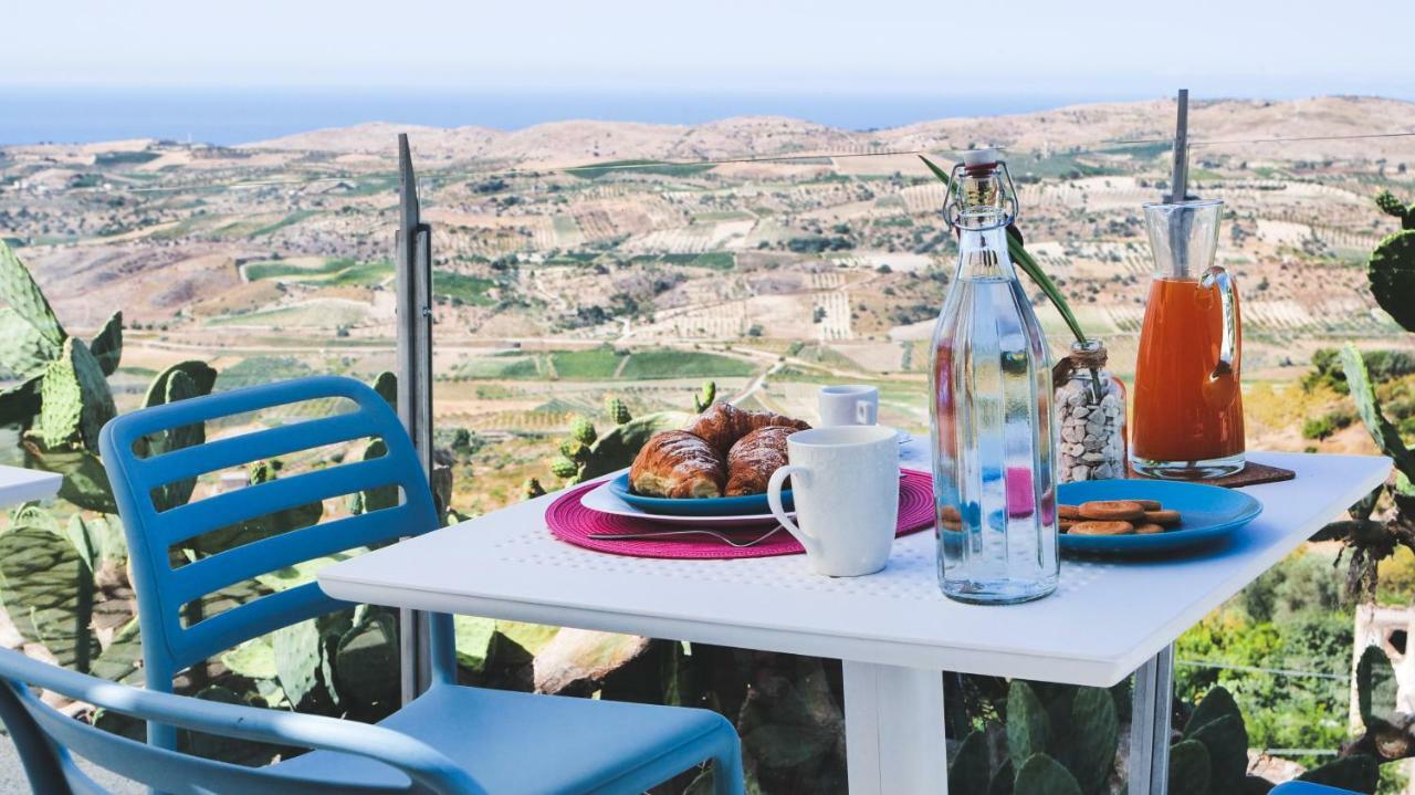 Antico Borgo Dei Templi Bed & Breakfast Agrigento Bagian luar foto